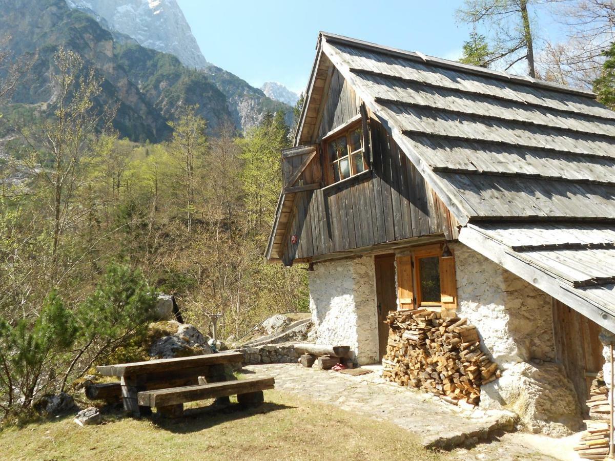Cottage Trenta ボヴェツ エクステリア 写真